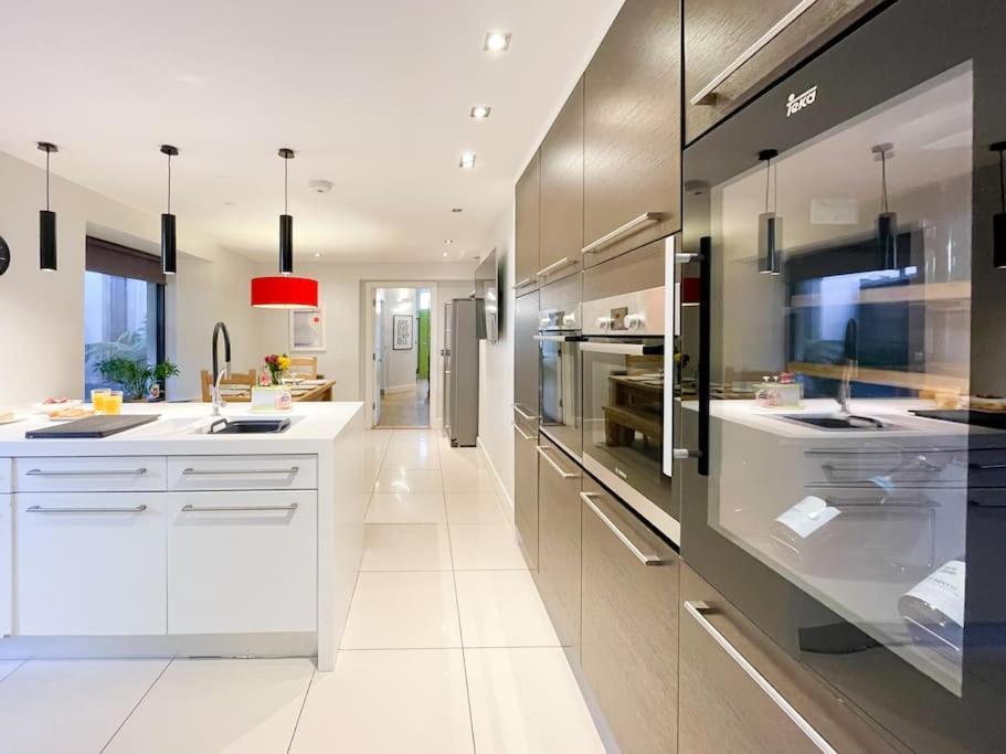 Edge14- Spacious, Stylish And Near The Beach! Ньюки Экстерьер фото