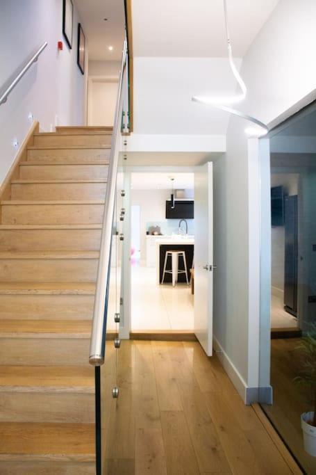 Edge14- Spacious, Stylish And Near The Beach! Ньюки Экстерьер фото