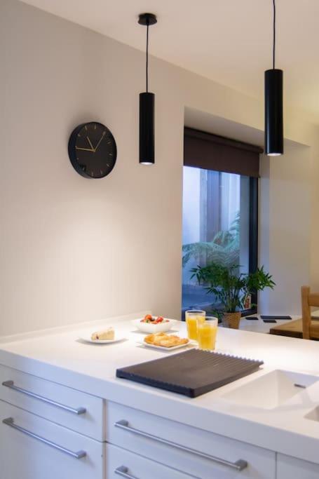 Edge14- Spacious, Stylish And Near The Beach! Ньюки Экстерьер фото